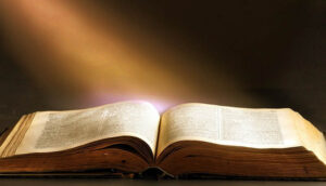 Scopri di più sull'articolo Perché la Bibbia è considerata un libro religioso?